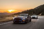 ng-Shelby-GT350R-front-three-quarters-in-motion-02.jpg