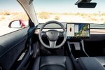 2017-Tesla-Model-3-dashboard-1.jpg
