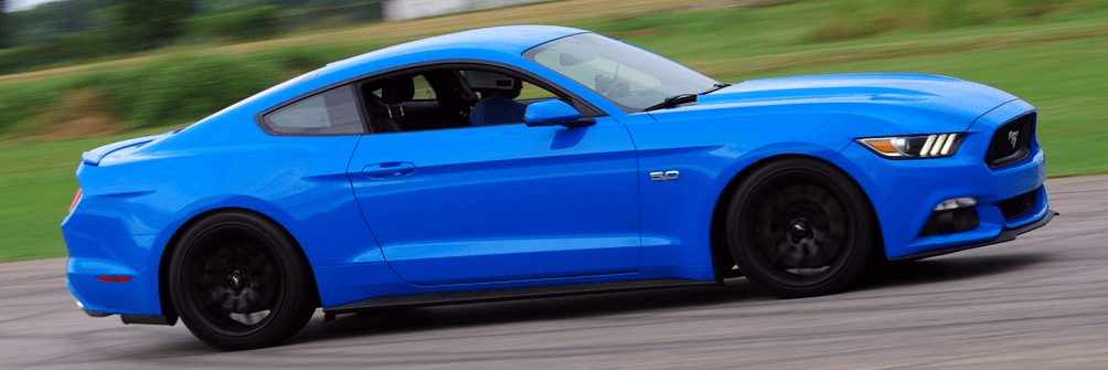 2017 Mustang
GT  (Bleu)