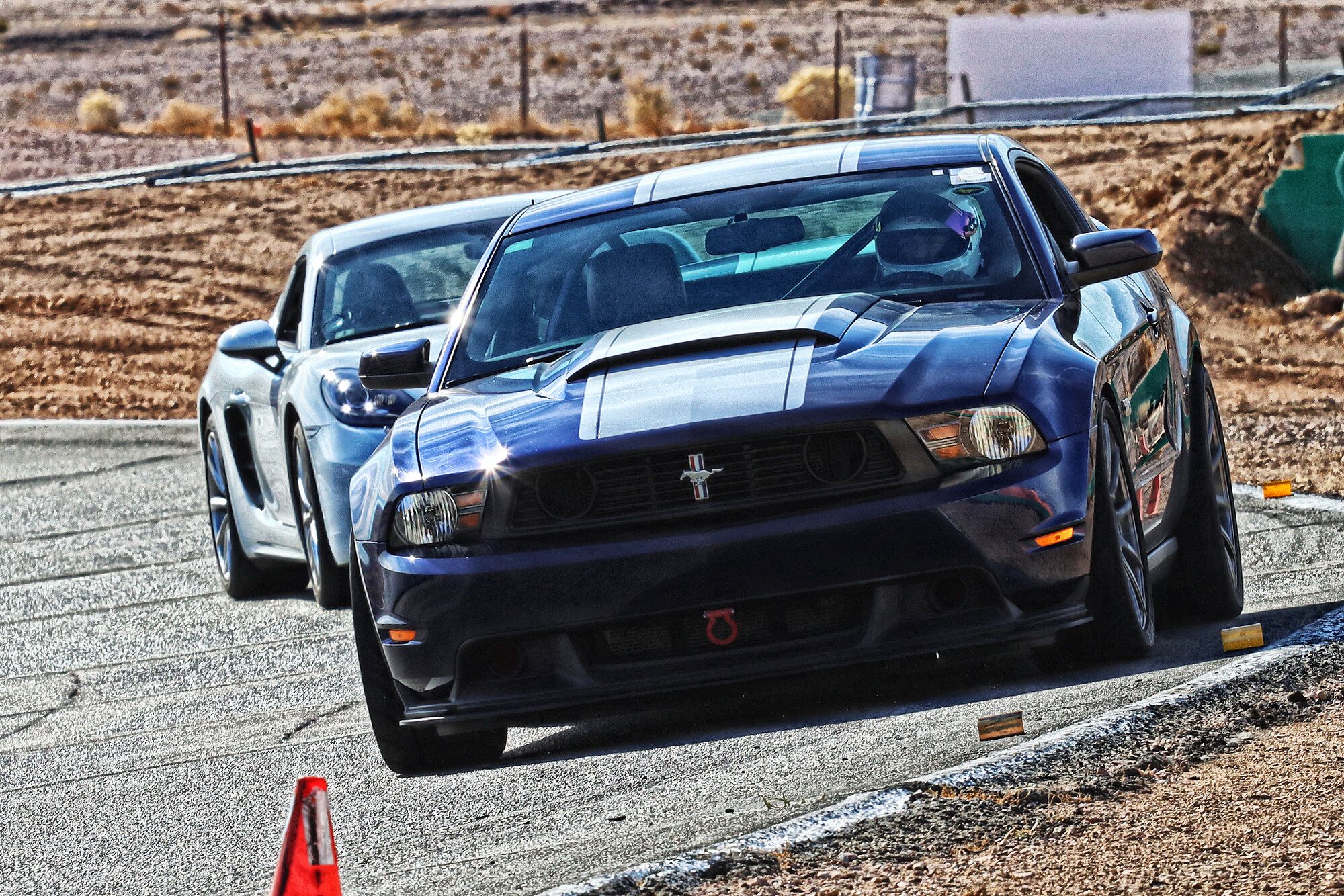 2012 Mustang
GT_50L  (Kona Blue GT)