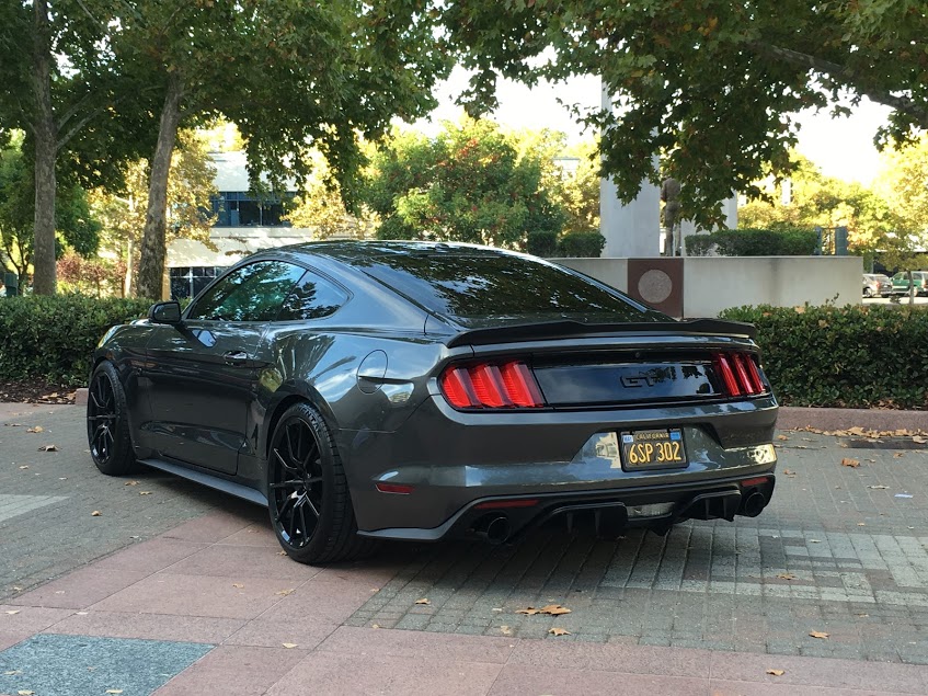 2016 Mustang
GT  (Ludachris Mustang GT)