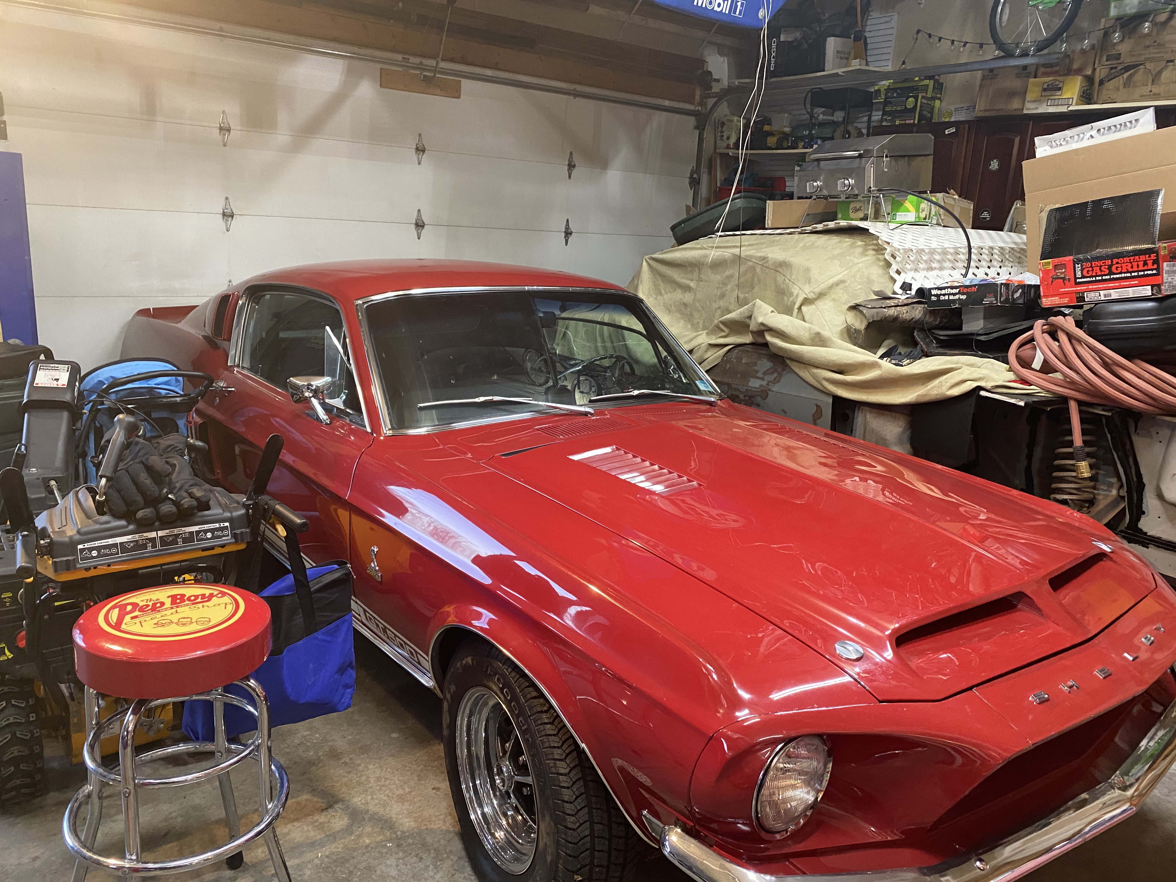 1968 Mustang
(Red)