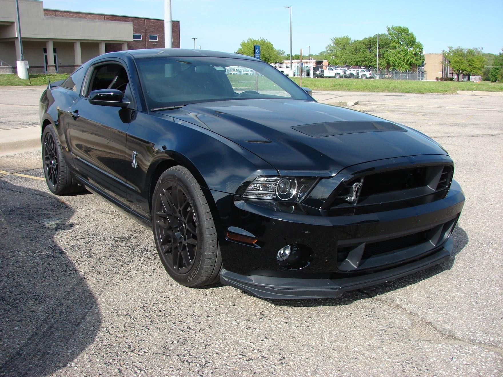 2014 Mustang
GT500  (SHELBY GT 500)