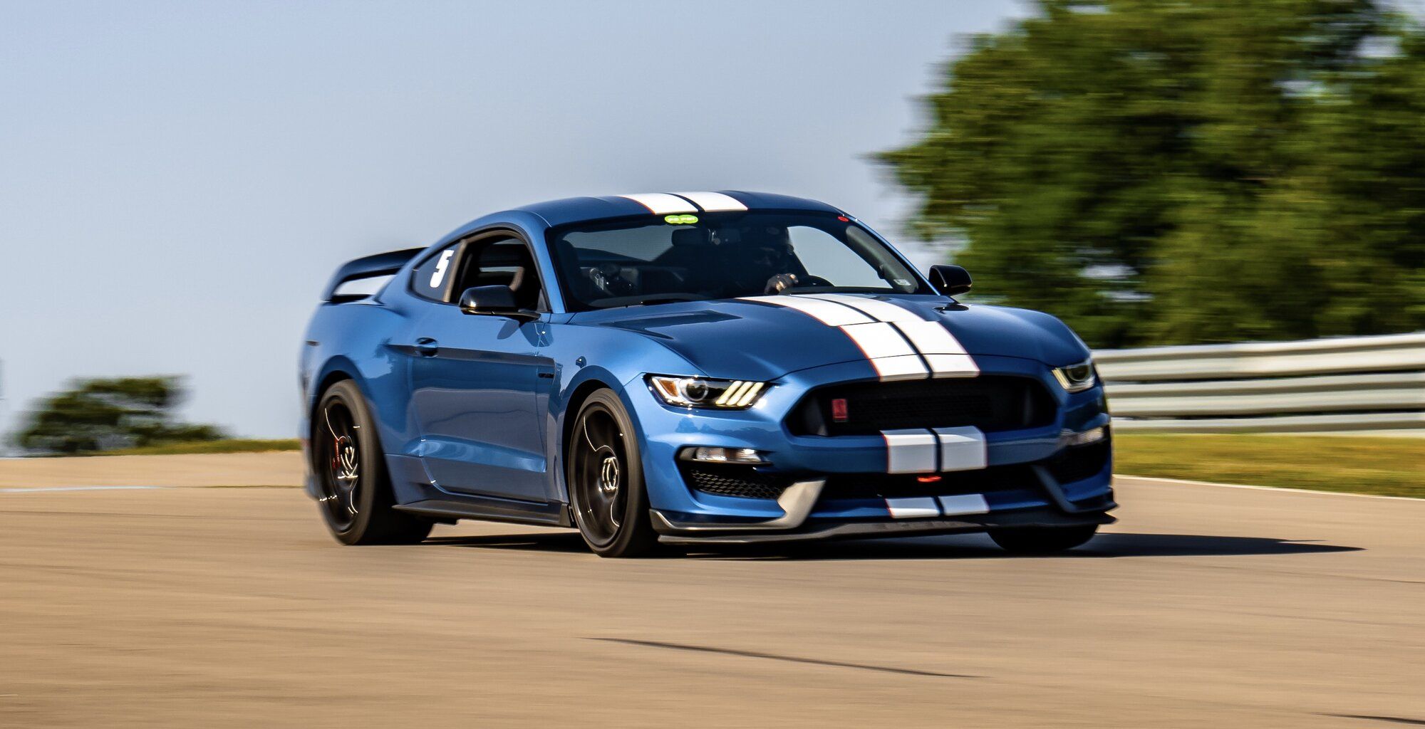 2020 Mustang
GT350  (Shelby GT350R)