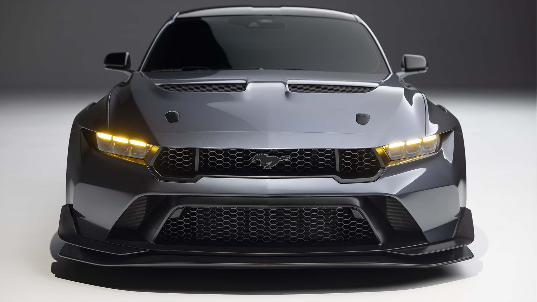 www.motortrend.com